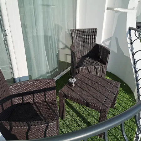 Sunroom Apartman Διαμέρισμα *